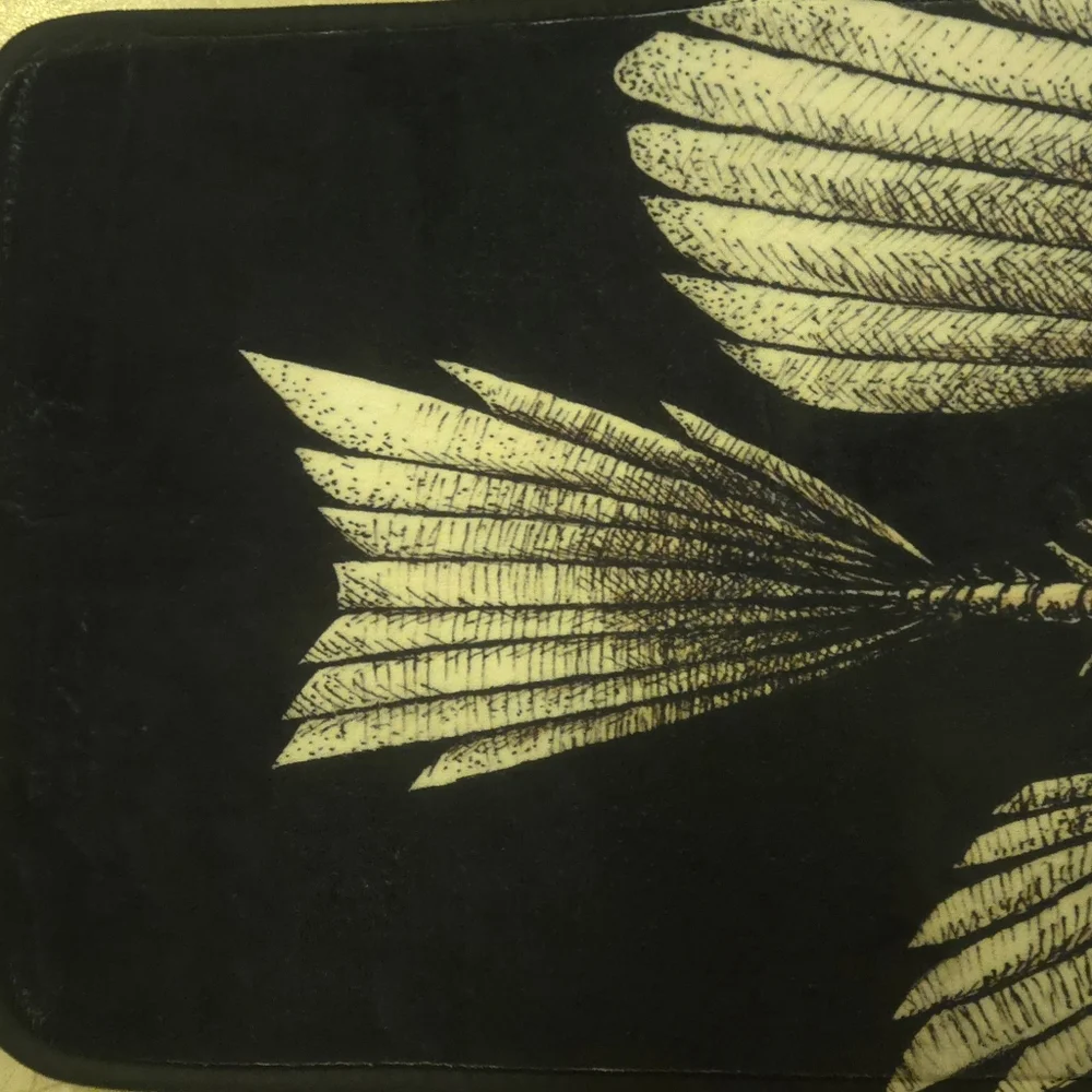 NWOT Skull Fish Bones Bath Mat